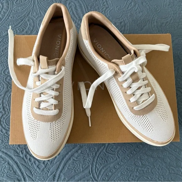 NEW Vionic Galia Sneakers - Picture 3 of 9